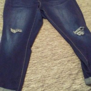 Like new Size 18 YMI Boyfriend cut ripped jeans